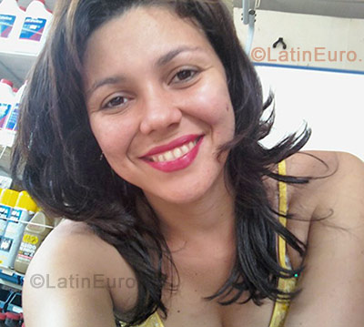 Date this athletic Brazil girl Bruna Bianca from Sao Bento BR606