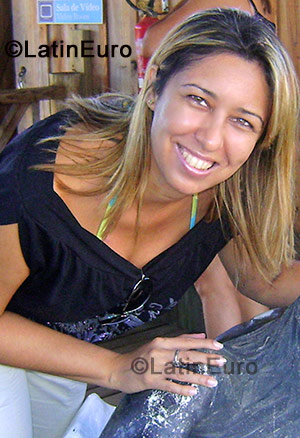Date this charming Brazil girl Rosane from Rio De Janeiro BR666