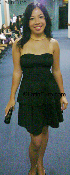 Date this delightful Brazil girl Sara from Salvador BR853