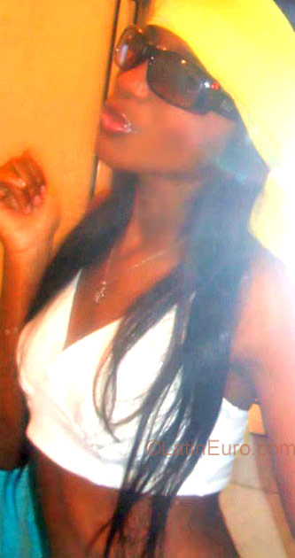 Date this hard body Brazil girl Isabela from Campo Grande BR921