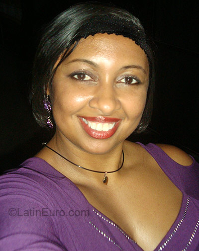 Date this passionate Brazil girl Mirian from Marica BR930