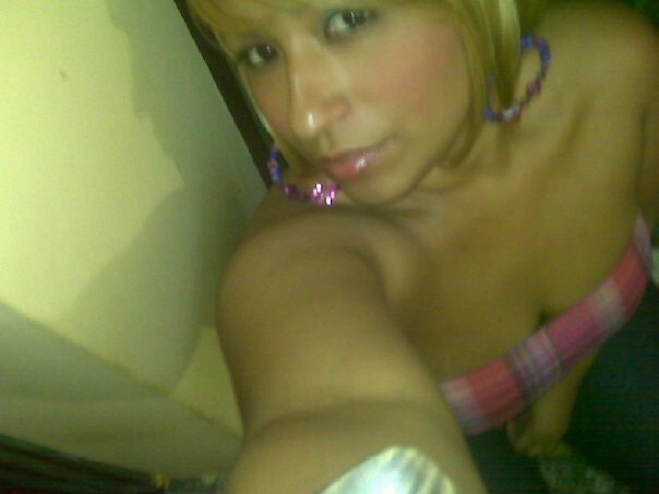 Date this charming Dominican Republic girl Kenia Ivette from Puerto Plata DO918