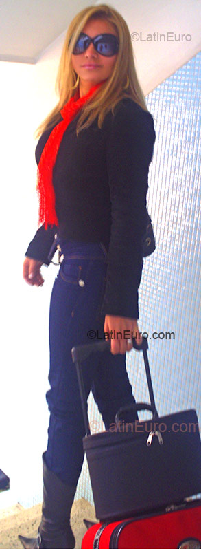 Date this attractive Brazil girl Liliane from Pelotas BR1135