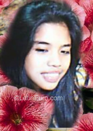 Date this sensual Philippines girl Maricel from Cebu City PH47