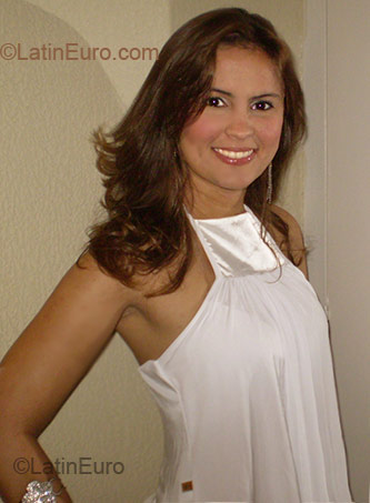Date this cute Brazil girl Cynthia from Janga paulista BR1202