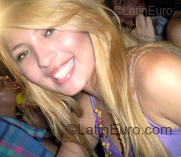 Date this attractive Brazil girl Yasmine from Olinda BR1291
