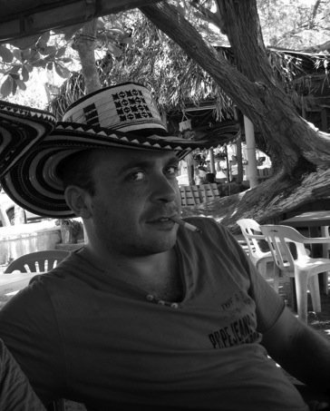 Date this cute Colombia man Bokachankla77 from Cali CO1065