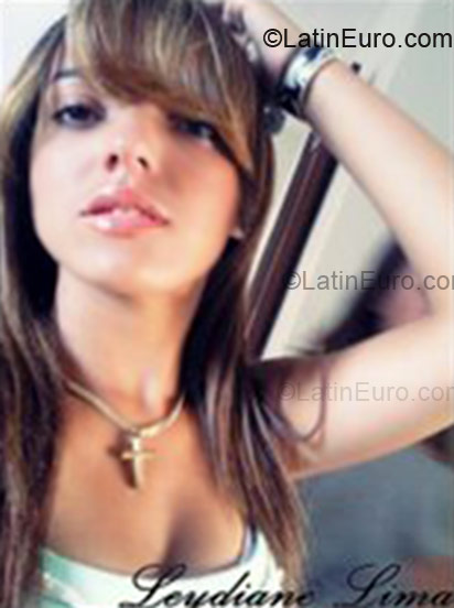 Date this gorgeous Brazil girl Leydiane from Maceio BR1368