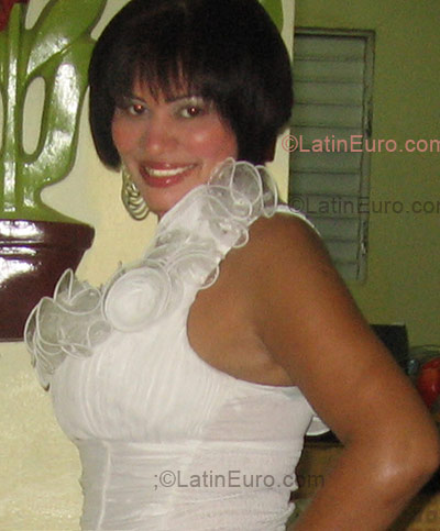 Date this exotic Dominican Republic girl Yoanna from Mao DO1275