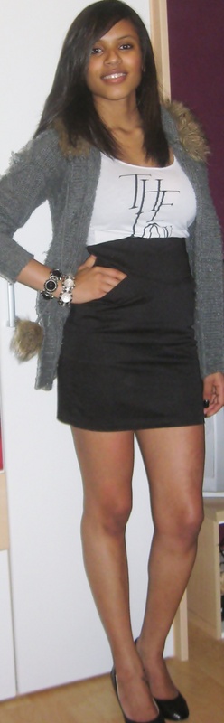 Date this foxy Dominican Republic girl Yamasa from Santo Domingo DE88