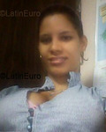good-looking Dominican Republic girl Dinangely Cristina from Santo Domingo DO1447