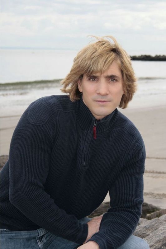 Date this young United States man J_oshear from Bedford US3762