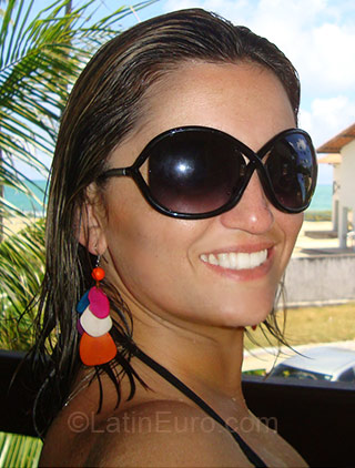 Date this gorgeous Brazil girl Sibely from Itapetininga BR1714