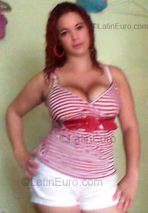 Date this young Dominican Republic girl Johanna from  DO1783