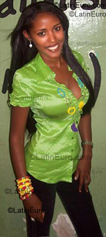 Date this athletic Dominican Republic girl Rosa Esther from Santo Domingo Norte DO1789