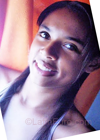 Date this stunning Brazil girl Aparecida Cristina from Caraubas BR1867