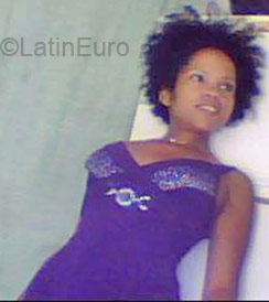 Date this beautiful Dominican Republic girl Ana from Santo Domingo DO2098