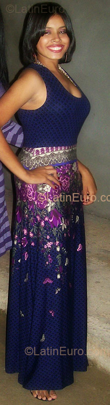 Date this charming Brazil girl Nadia from Goiania BR1964