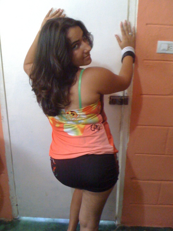 Date this passionate Dominican Republic girl Jenny from Santiago DO2328
