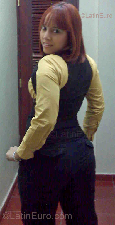 Date this hot Dominican Republic girl Karina from San Francisco De Macoris DO2335