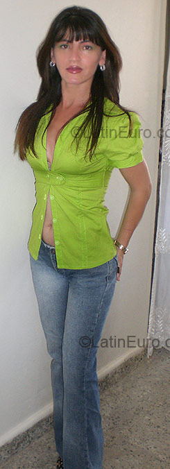 Date this sultry Dominican Republic girl Josefina from Santiago DO2371