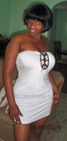 Date this exotic Dominican Republic girl Yosany from Santo Domingo DO10504