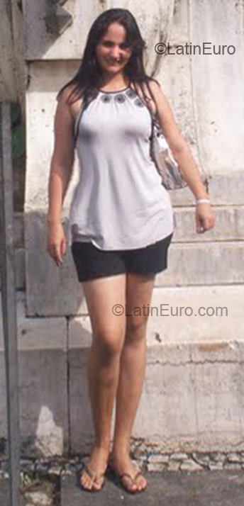 Date this pretty Brazil girl Elizangela from Rio de Janeiro BR2068