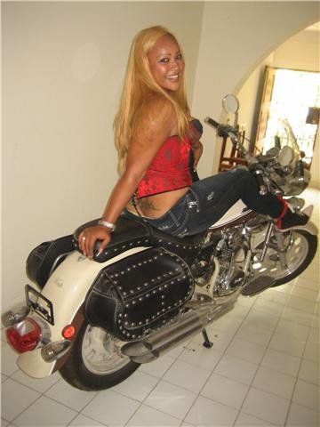 Date this beautiful Dominican Republic girl Pamela from San Pedro De Macoris DO2450