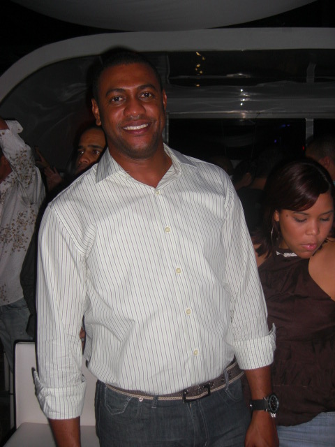 Date this charming Dominican Republic man Leonardo from Santo Domingo DO2469