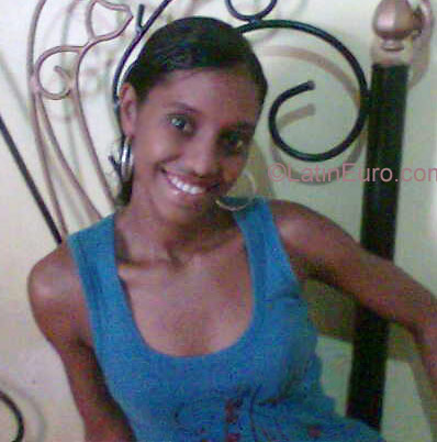Date this georgeous Dominican Republic girl YPKASTA from Santiago DO2586