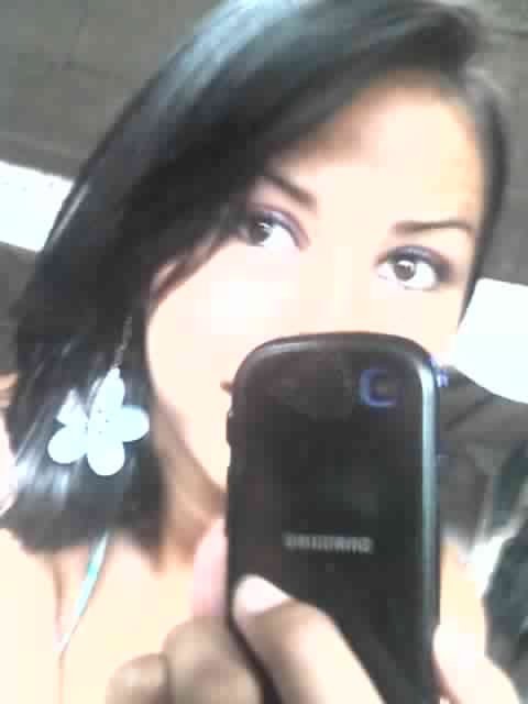 Date this sultry Brazil girl Juh from Peruibe BR2139