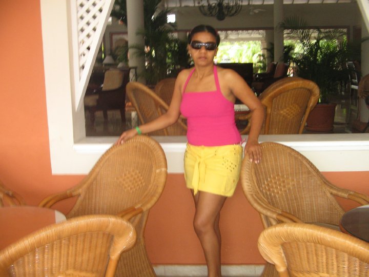 Date this good-looking Dominican Republic girl Dvargas from Moca DO2719