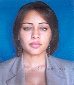 Date this charming Dominican Republic girl YANEIRI from Santo Domingo DO2803