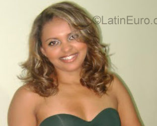Date this fun Brazil girl Clenilde from Palmas BR2169