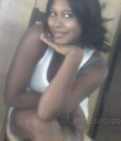 Date this sultry Dominican Republic girl Elizabeth from Santiago DO3125