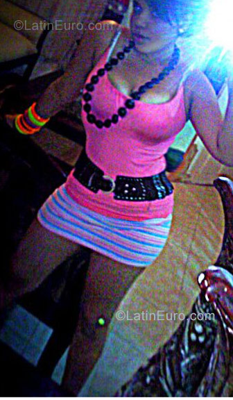 Date this pretty Dominican Republic girl Deury from Puerto Plata DO3150