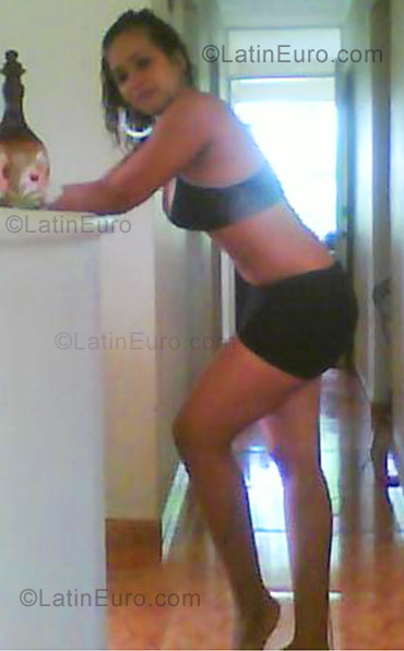 Date this delightful Dominican Republic girl Mary from Santo Domingo DO3201
