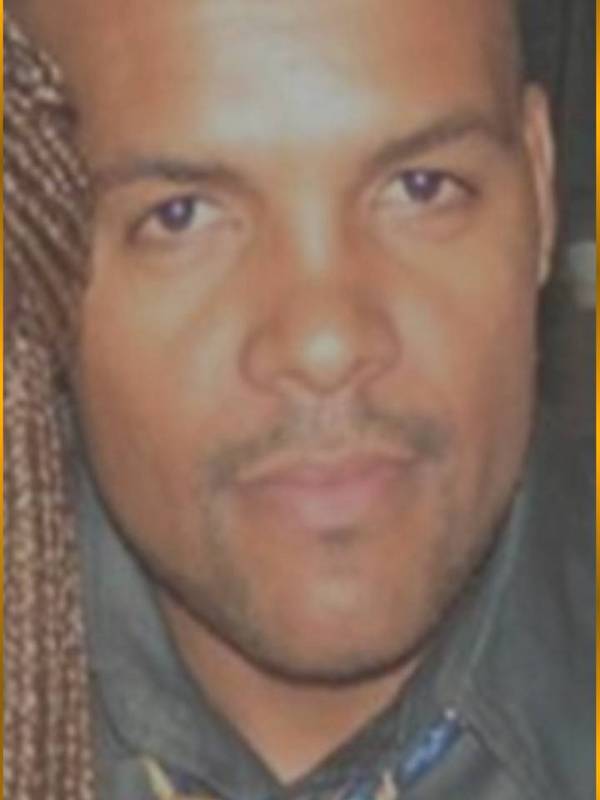 Date this fun Angola man Michel from Luanda AO5