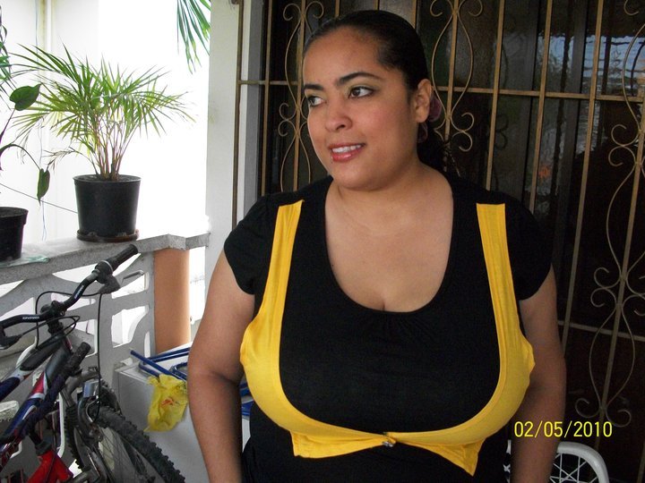Date this beautiful Dominican Republic girl Julissa21 from Puerto Plata DO3252
