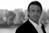 Date this georgeous United Kingdom man Franco from london GB310