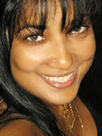 Date this attractive Brazil girl Andrea from Maua BR7024