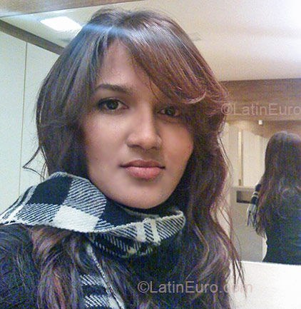 Date this sensual Brazil girl Andrielle from Sao Paulo BR2380