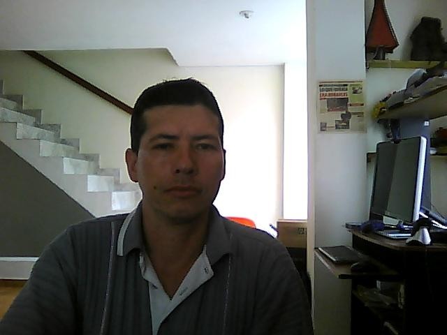 Date this gorgeous Colombia man Jhonconnor from Pereira CO3201