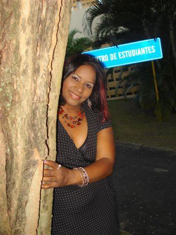Date this foxy Dominican Republic girl Arma49 from Santiago DO3705