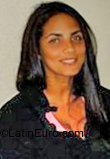 Date this charming Brazil girl Sereia from Rio De Janeiro BR2580