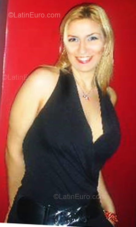 Date this foxy Brazil girl Maria from Sao Paulo BR2583