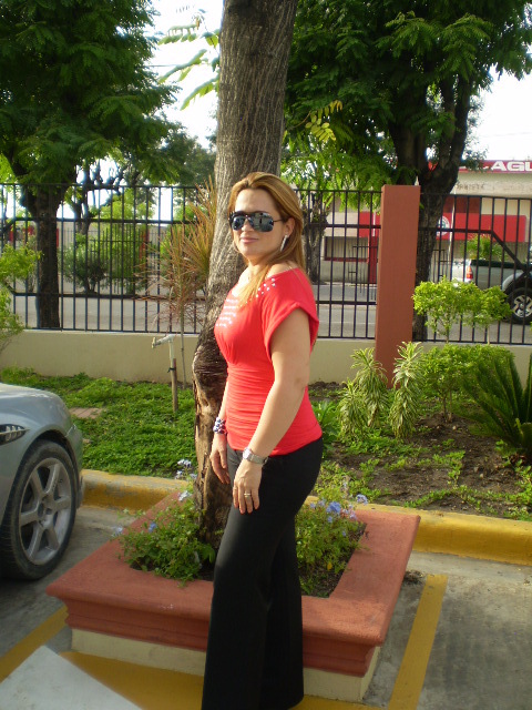 Date this fun Dominican Republic girl Migue from santiago. DO3751