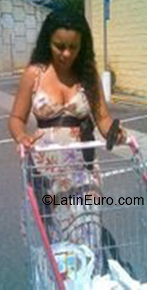 Date this happy Brazil girl Lilla from Salvador BR2669