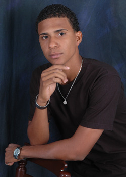 Date this gorgeous Dominican Republic man Jose martin from Bonao DO3924