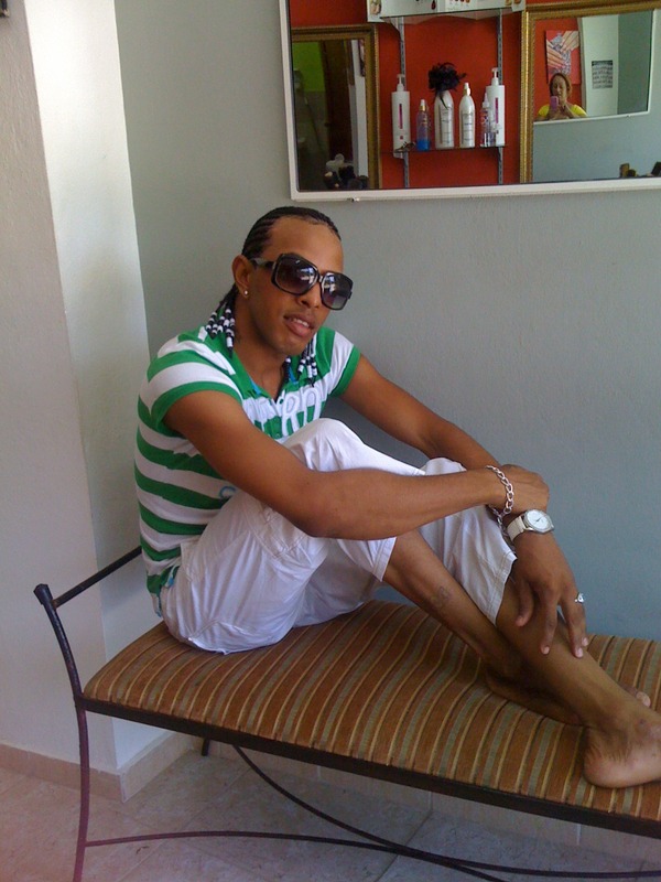 Date this foxy Dominican Republic man Alexis from Santiago DO3947